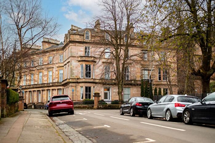 2 Bedroom Flat For Sale In Crown Road North, Dowanhill, G12