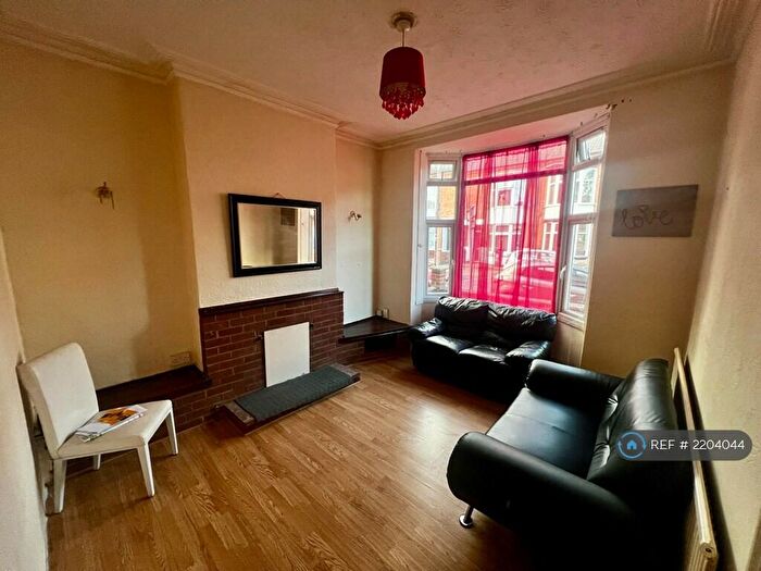 4 Bedroom Terraced House To Rent In Barclay Street, Leicester, LE3