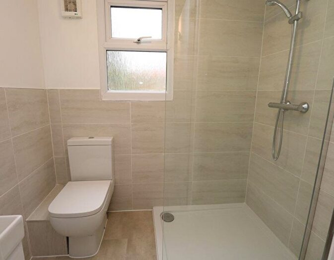 4 Bedroom Detached House To Rent In Frampton Road, Bournemouth, BH9