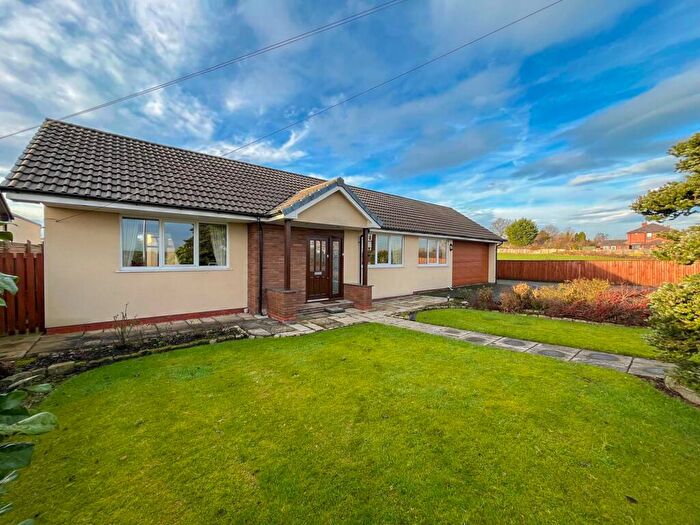 4 Bedroom Detached Bungalow For Sale In Starling Road, Three Arrows, Radcliffe, M26