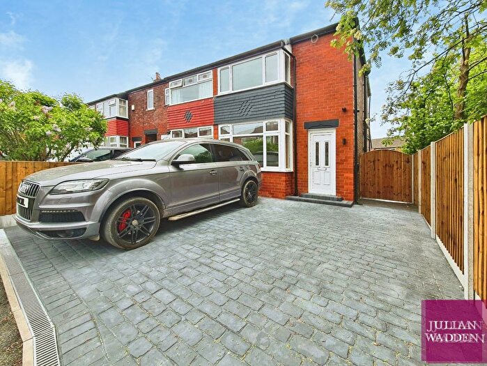 2 Bedroom End Of Terrace House To Rent In Davenham Road, Reddish, Stockport, SK5