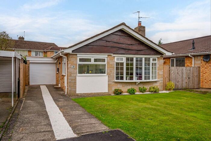 2 Bedroom Detached Bungalow For Sale In Deerstone Way, Dunnington, York, YO19