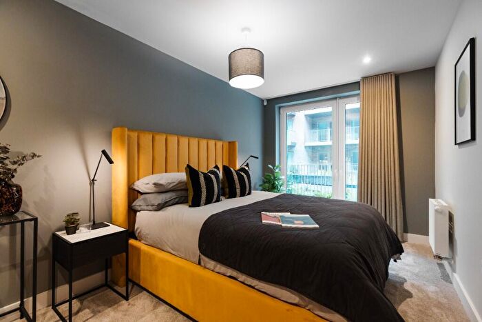 3 Bedroom Apartment To Rent In Melvin Walk, Edinburgh, EH3