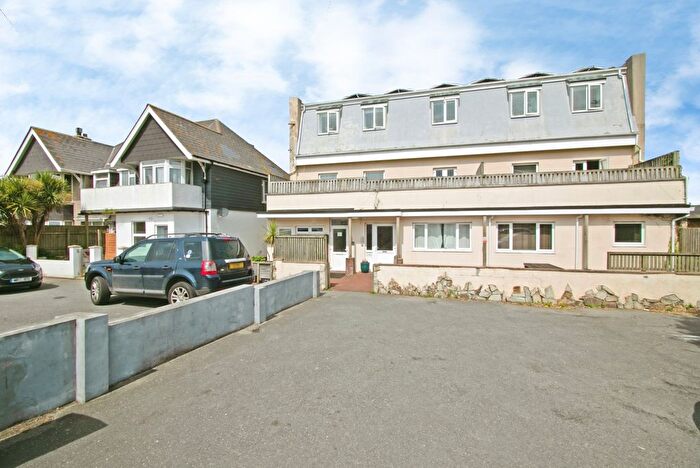 1 Bedroom Flat For Sale In Henver Road, Newquay, Cornwall, TR7