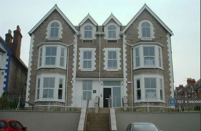 1 Bedroom Flat To Rent In The Grosvenor, Colwyn Bay, LL29