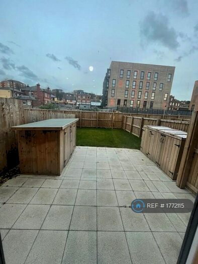 3 Bedroom Semi-Detached House To Rent In Foundry Place, Rotherham, S60