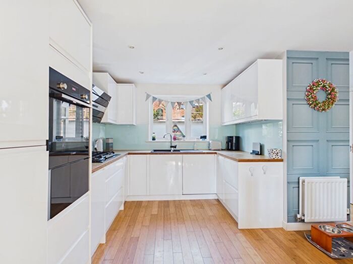 4 Bedroom Semi-detached House For Sale In Cuckoo Hill, Bruton, Somerset, BA10