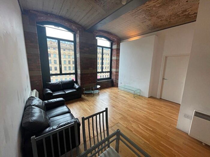 1 Bedroom Flat To Rent In Lilycroft Road, Bradford, BD9