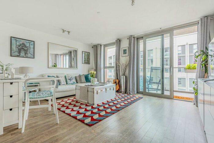 1 Bedroom Flat To Rent In Cornmill Lane Lewisham, SE13