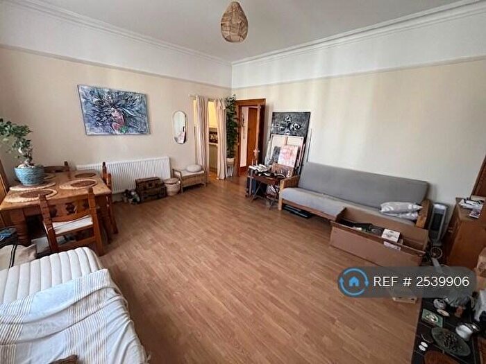 1 Bedroom Flat To Rent In Wickham Rd, London, SE4