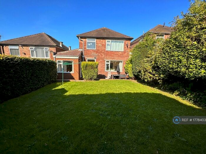 3 Bedroom Detached House To Rent In Barnfield Drive, Sheffield, S10