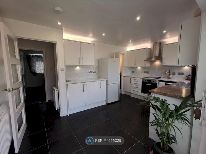 3 Bedroom Semi-Detached House To Rent In Smither Way, Bugbrooke, Northampton, NN7