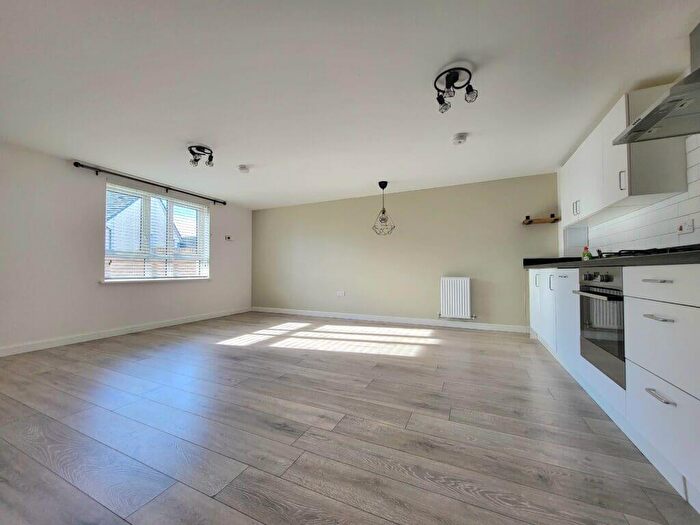 2 Bedroom Flat To Rent In T Greenwell Wynd, Edinburgh, EH17