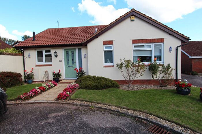 2 Bedroom Bungalow For Sale In Lark Rise, Newton Poppleford, EX10
