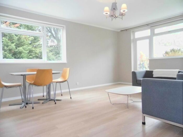 2 Bedroom Flat To Rent In Crescent Rise, Crescent Road, Finchley, London, N3