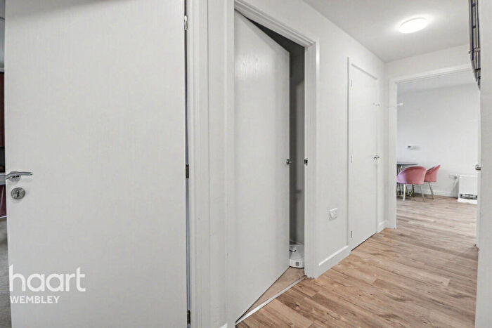 2 Bedroom Apartment For Sale In Wembley Park, HA9