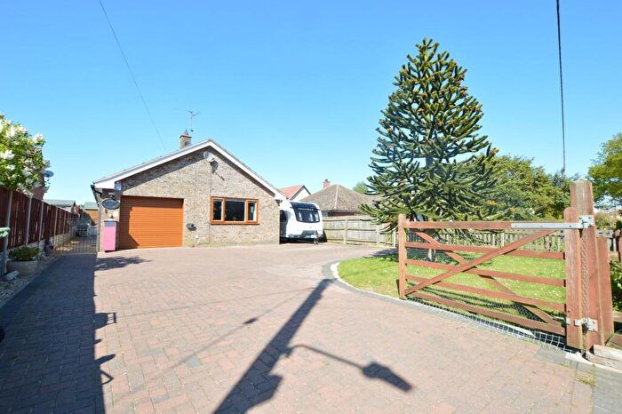 3 Bedroom Detached Bungalow For Sale In High Street, Rippingale, PE10