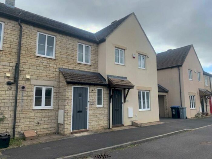 2 Bedroom Terraced House To Rent In Woodrush Gardens, Carterton, OX18