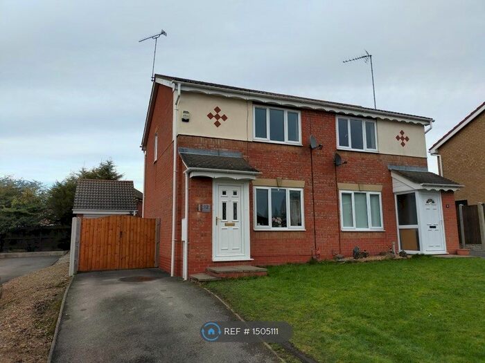 2 Bedroom Semi-Detached House To Rent In Old Quarry Close, Chesterfield, S43