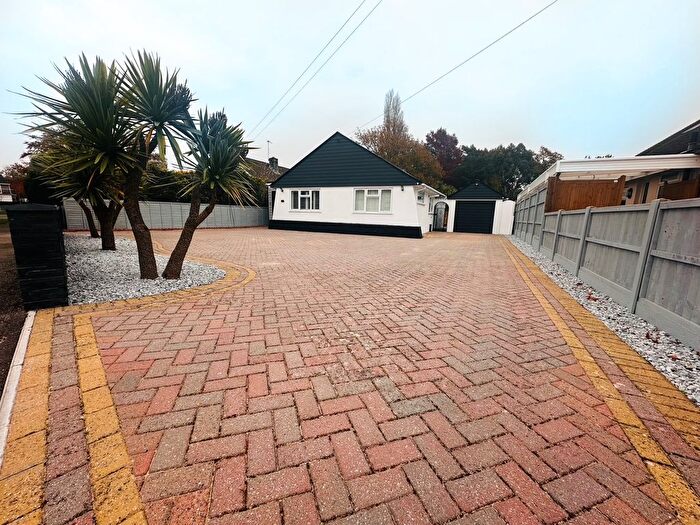 3 Bedroom Property To Rent In Dorset Avenue, West Parley, Ferndown, BH22