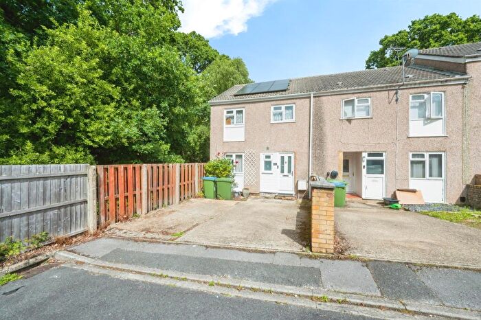 3 Bedroom End Of Terrace House For Sale In Matheson Road, Southampton, SO16