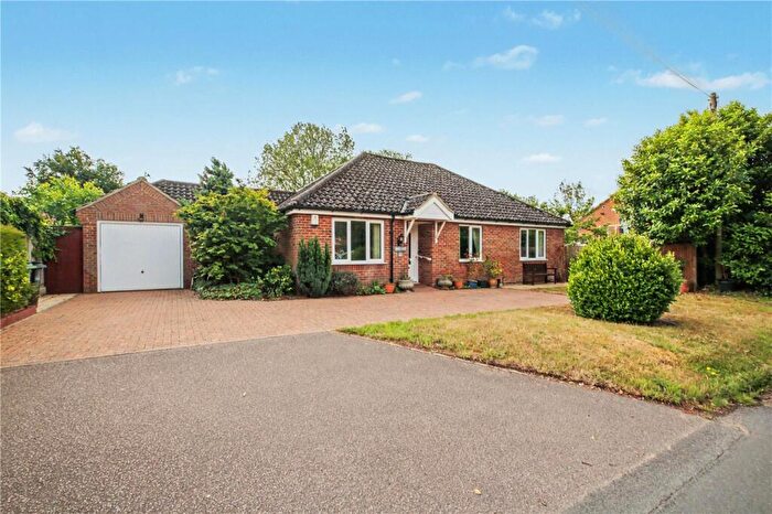 3 Bedroom Bungalow For Sale In Cantley Lane, Cringleford, Norwich, Norfolk, NR4