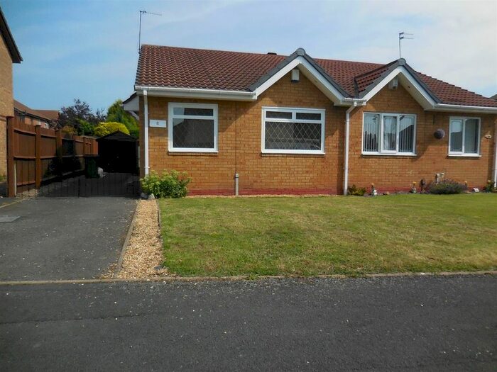 2 Bedroom Semi-Detached Bungalow To Rent In Carshalton Grove, Wolverhampton, WV2
