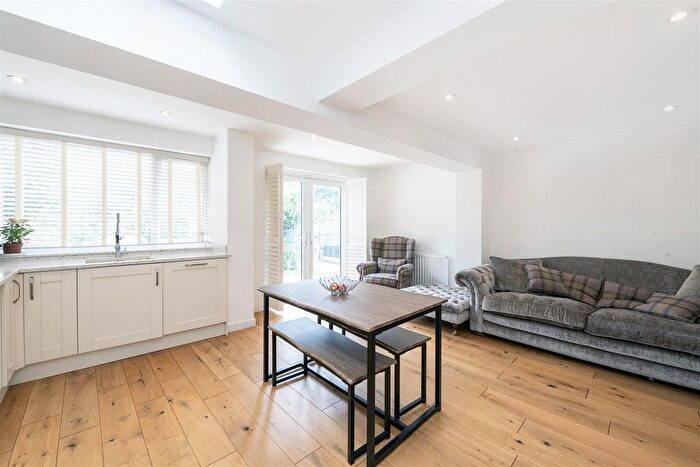 3 Bedroom Semi-Detached House For Sale In Wroxham Way, Harpenden, AL5