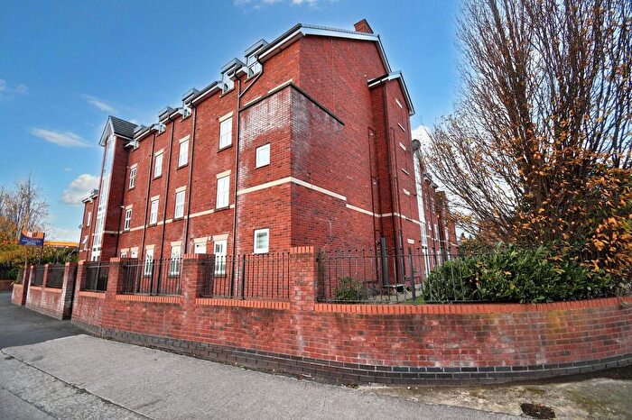 2 Bedroom Flat For Sale In Wellington Road, Eccles, M30