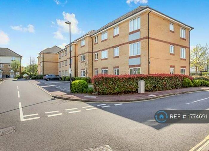 2 Bedroom Flat To Rent In Fitzherbert Road, Portsmouth, PO6