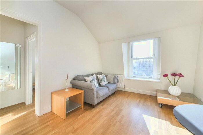 1 Bedroom Flat To Rent In Gledhow Gardens, London, SW5
