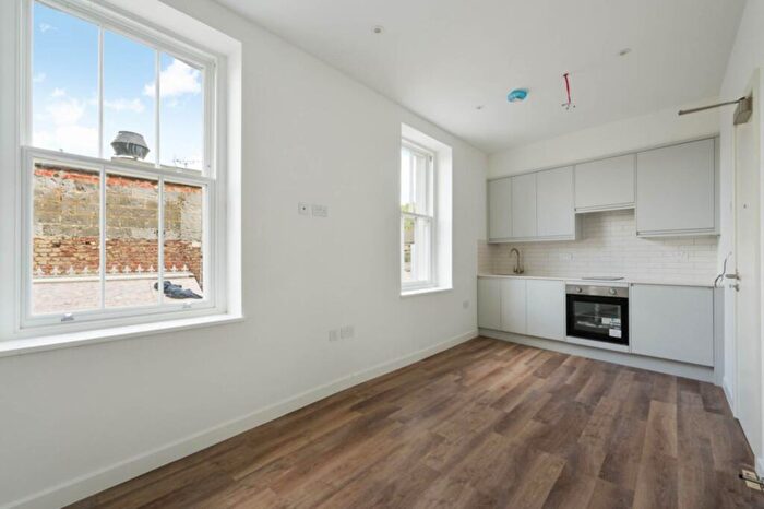 Studio To Rent In Chalk Farm Rd, London, NW1