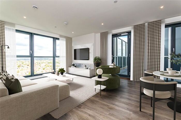 1 Bedroom Flat For Sale In Poplar Walk, Croydon, CR0