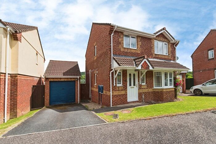 3 Bedroom Detached House For Sale In Heron Road, Honiton, Devon, EX14