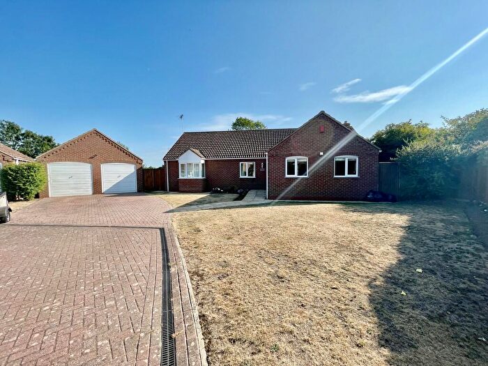 4 Bedroom Detached Bungalow For Sale In Clough Road, Holbeach Clough, PE12