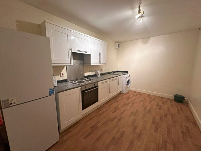 4 Bedroom Flat To Rent In Union Street, Dundee, DD1