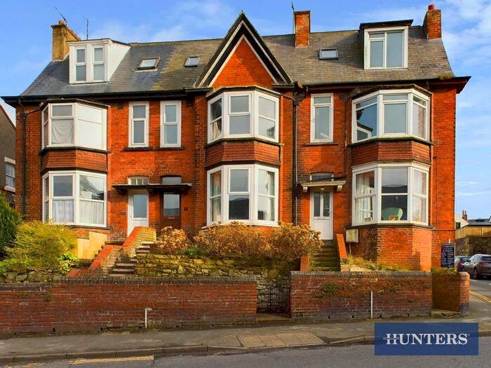 5 Bedroom Terraced House To Rent In Scarborough Road, Filey, YO14
