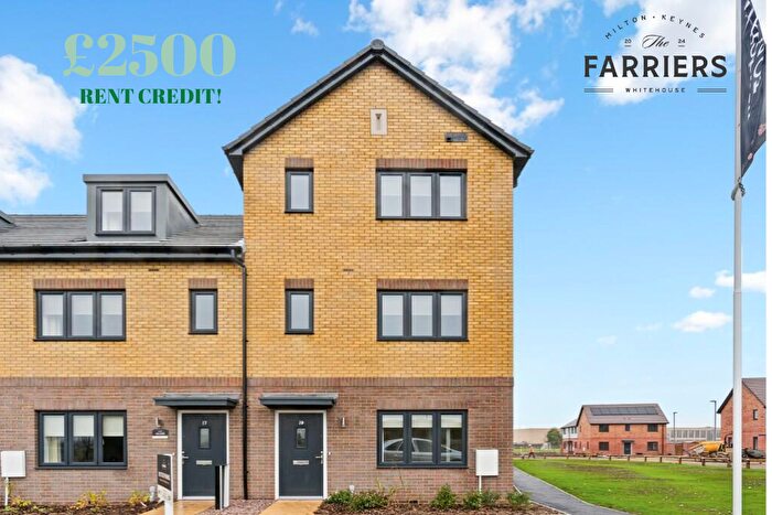 4 Bedroom End Of Terrace House To Rent In £ Rent Credit! Shetland Drive, Milton Keynes, Buckinghamshire, MK8