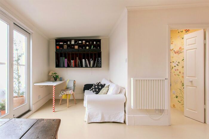 1 Bedroom Flat To Rent In Ledbury Road, London, W11