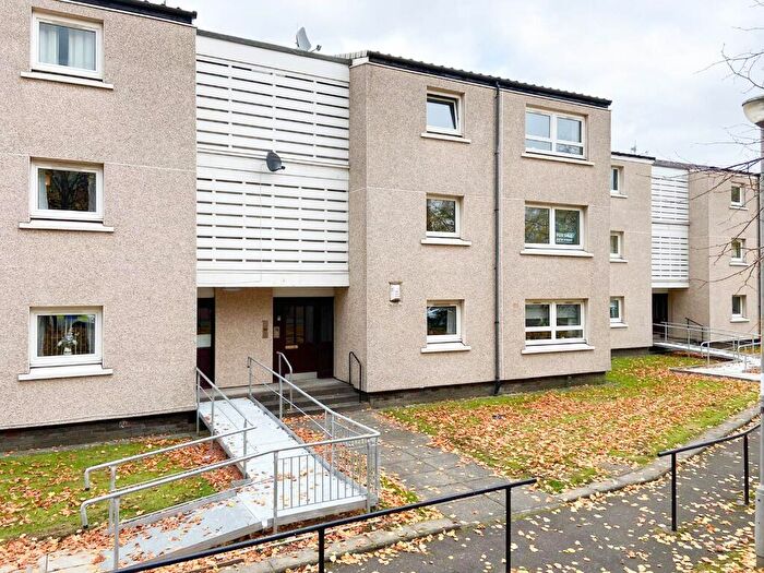 1 Bedroom Flat To Rent In Paisley Road West, Kinning Park, Glasgow, G51