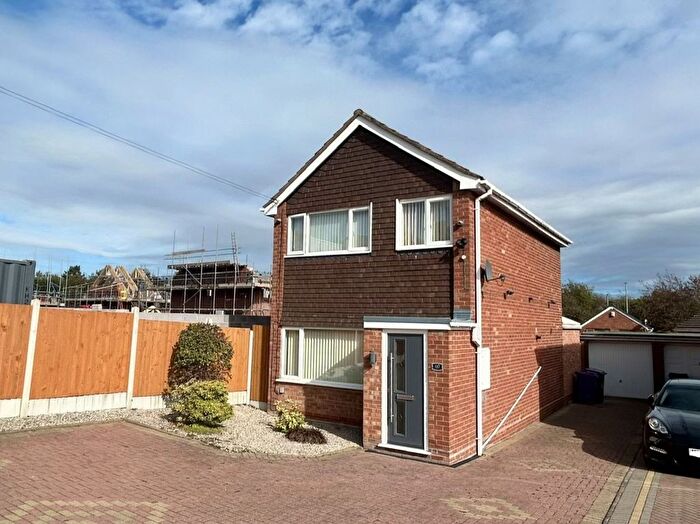 3 Bedroom Detached House For Sale In Rookery Road, Lanesfield, WV4