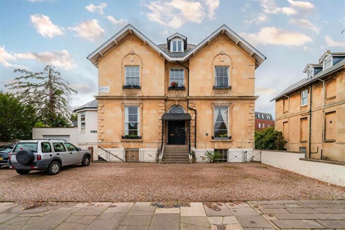 1 Bedroom Apartment To Rent In Glen Isla, Cheltenham, GL50