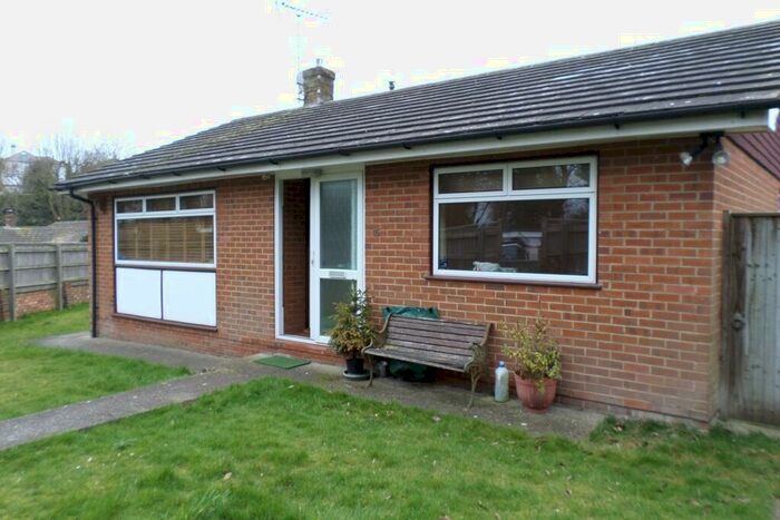 2 Bedroom Bungalow To Rent In Balmoral Road, Kingsdown, CT14