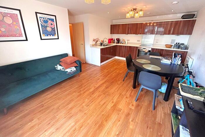 2 Bedroom Apartment To Rent In Woking, Surrey, GU22