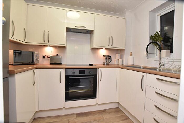 1 Bedroom Apartment For Sale In Orchard Court, St. Chads Road, Leeds, West Yorkshire, LS16