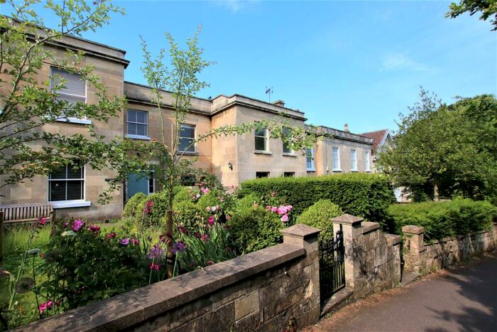 4 Bedroom House To Rent In Beechen Cliff Road, Bath, BA2