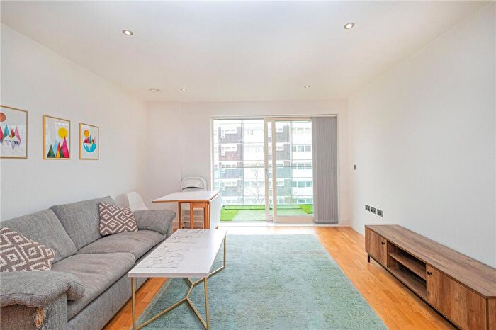 1 Bedroom Apartment To Rent In Dalmany Avenue, Islington, London, N7