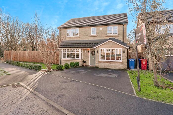 4 Bedroom Detached House For Sale In Foster Drive, Burnley, Lancashire, BB12