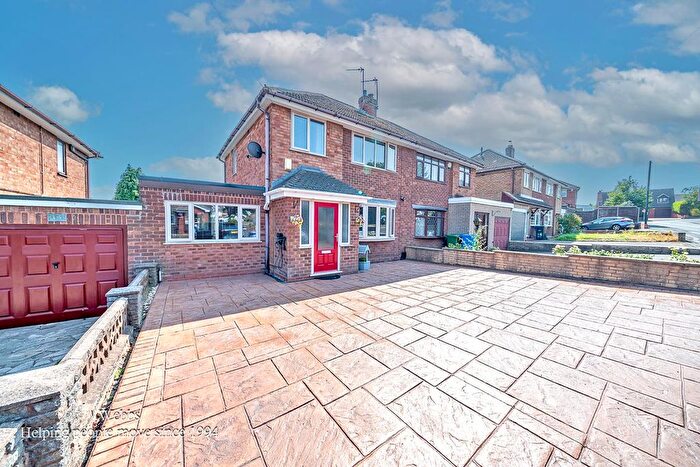 3 Bedroom Semi-Detached House For Sale In Sutherland Road, Chelsyn Hay, Walsall, WS6