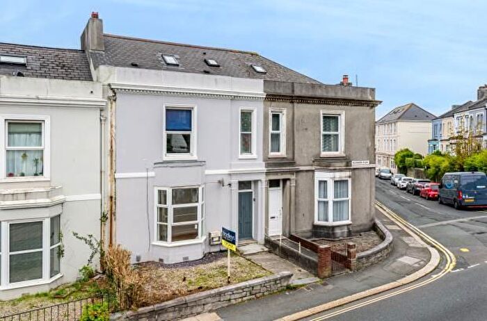 2 Bedroom Maisonette To Rent In Alexandra Place, Mutley, Plymouth, PL4